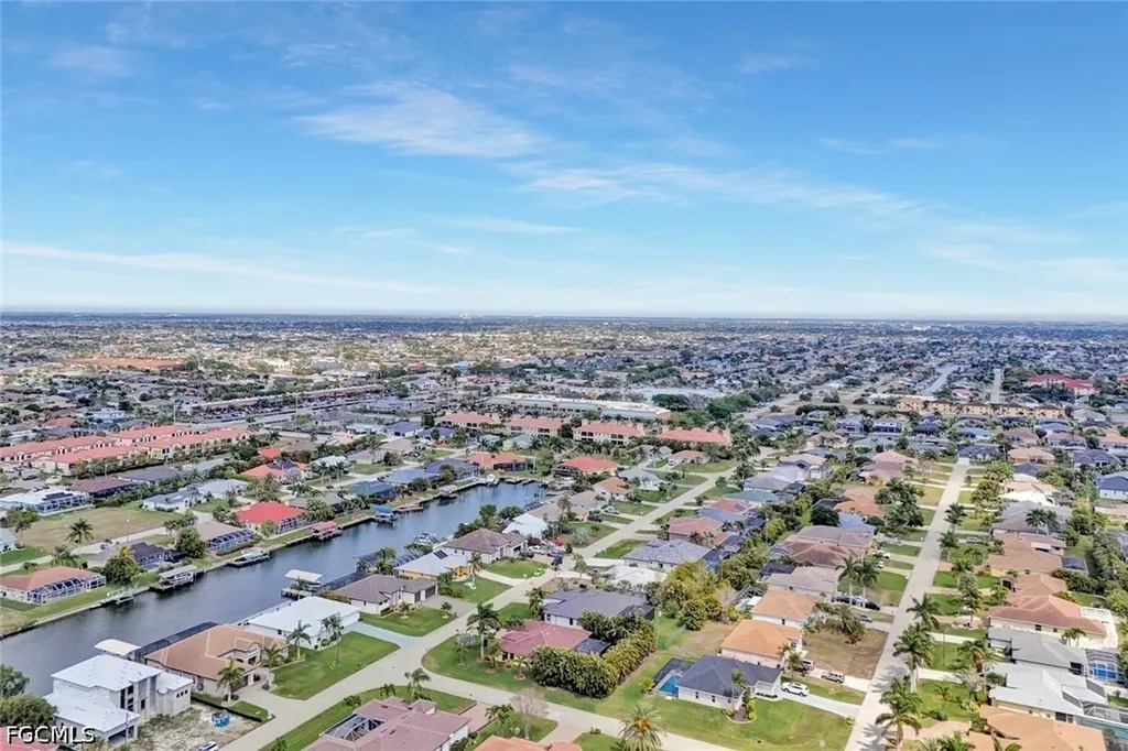 1833 SW 49th Terrace Cape Coral FL 33914