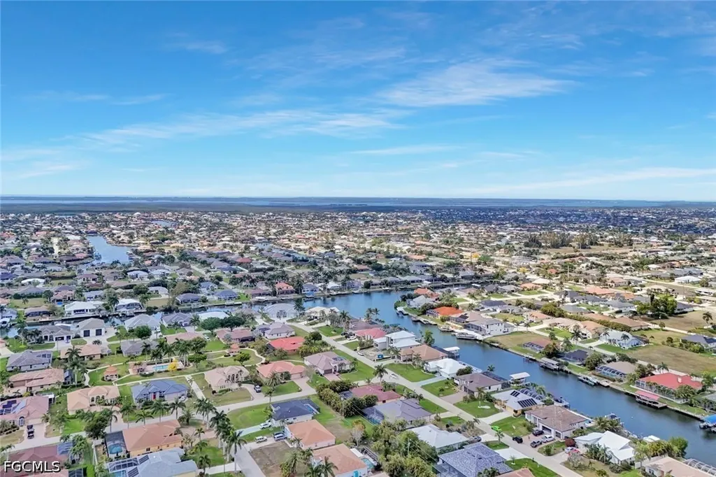 1833 SW 49th Terrace Cape Coral FL 33914