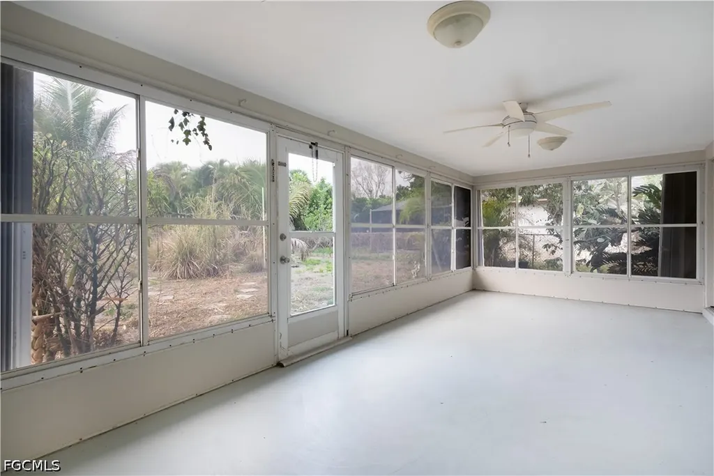 1318 SE 14th Street Cape Coral FL 33990