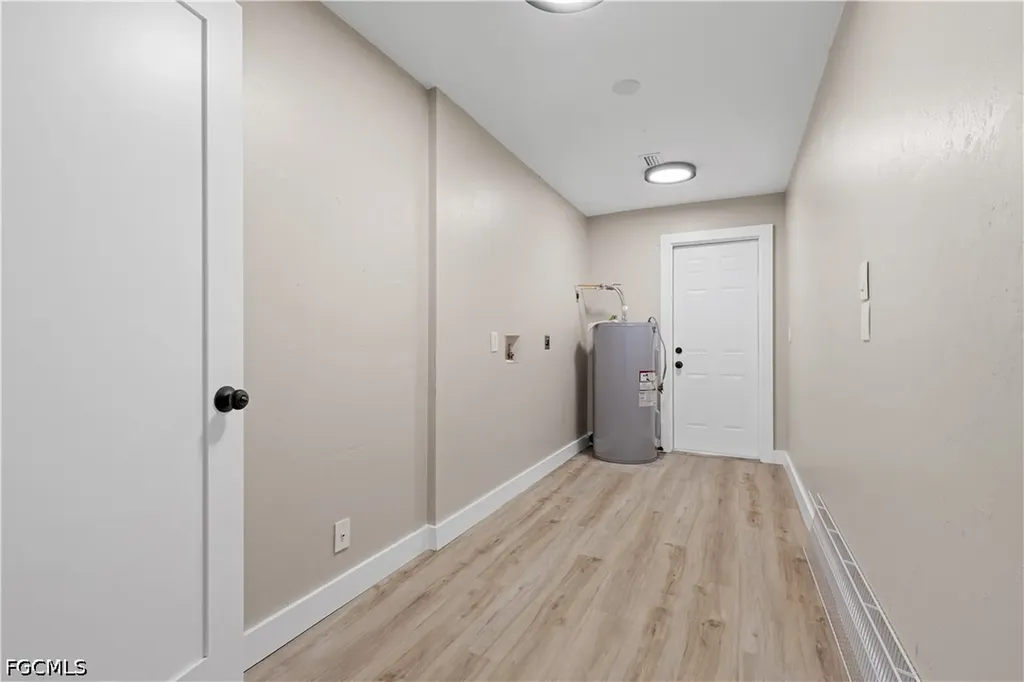 1725 SE 3rd Street Cape Coral FL 33990
