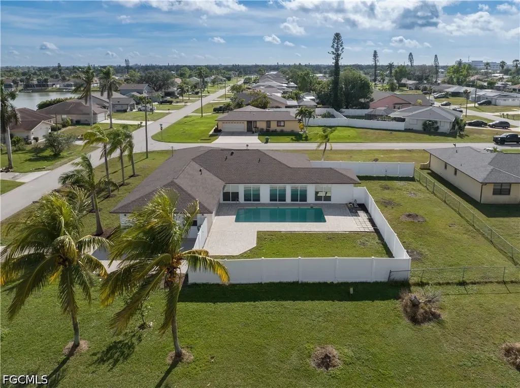 1725 SE 3rd Street Cape Coral FL 33990