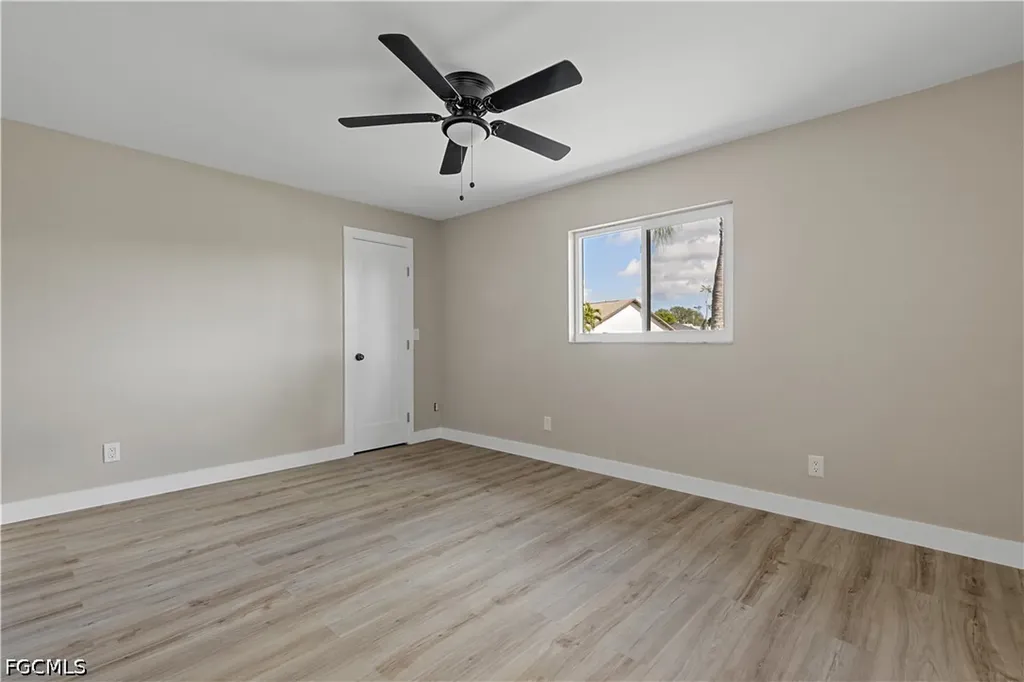 1725 SE 3rd Street Cape Coral FL 33990