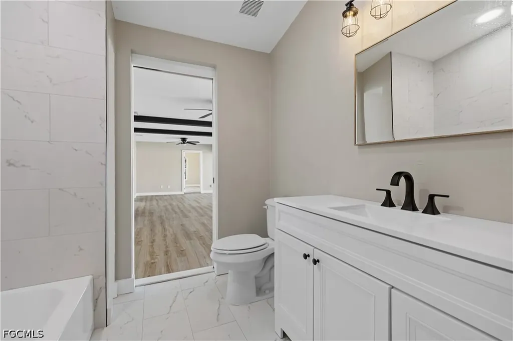 1725 SE 3rd Street Cape Coral FL 33990