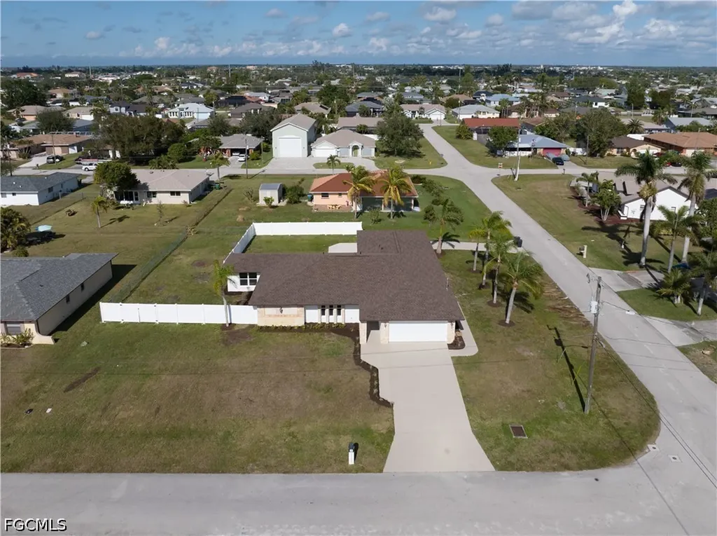 1725 SE 3rd Street Cape Coral FL 33990
