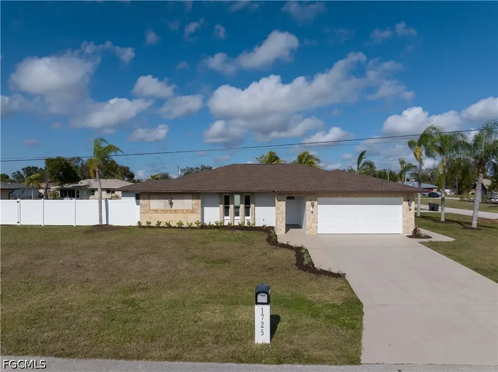 1725 SE 3rd Street Cape Coral FL 33990