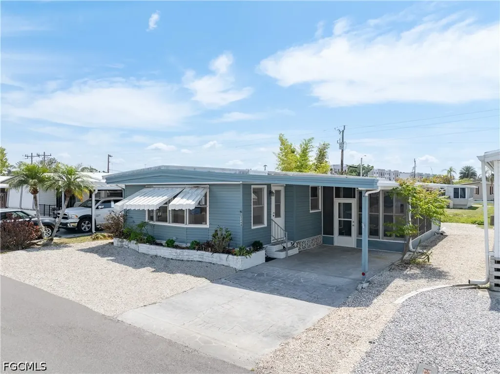 3448 Celestial Way North Fort Myers FL 33903