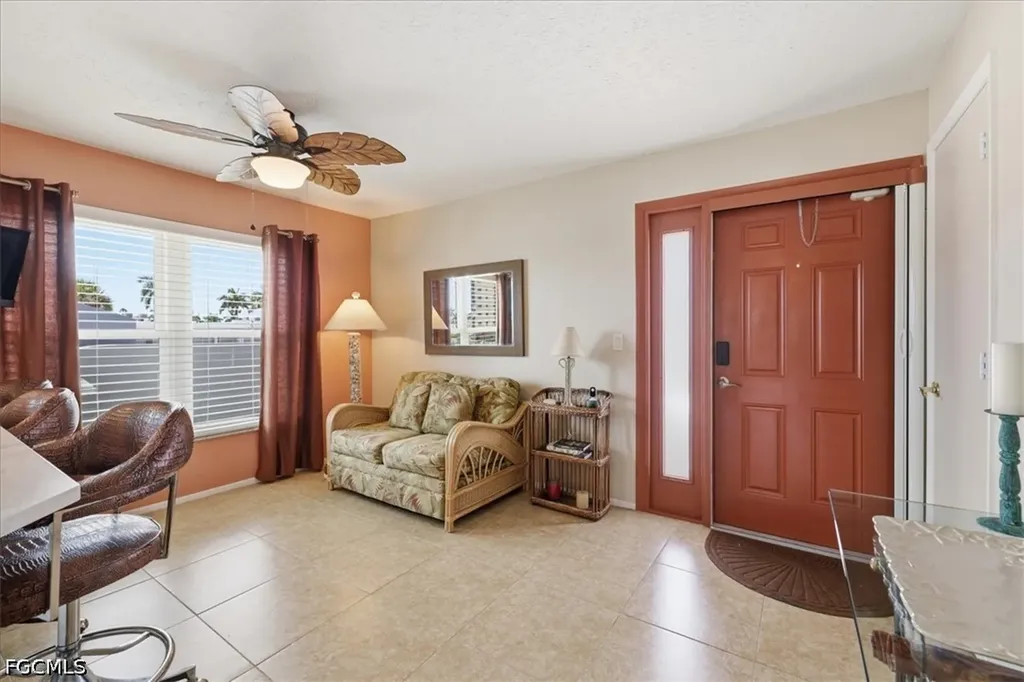 4231 SE 19th Place Cape Coral FL 33904