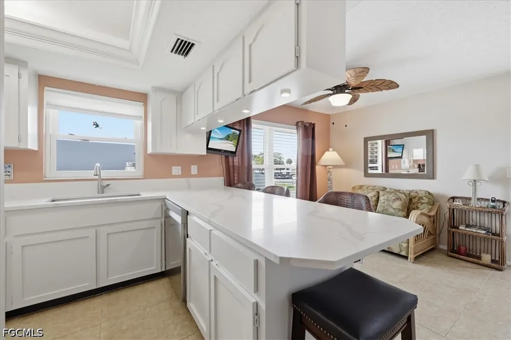 4231 SE 19th Place Cape Coral FL 33904