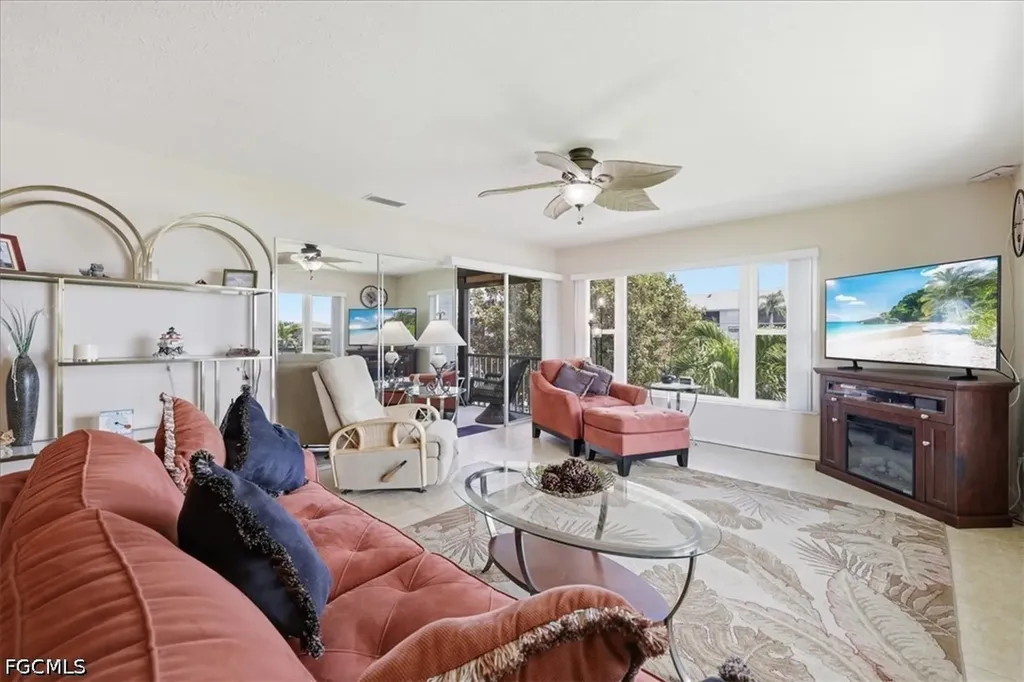 4231 SE 19th Place Cape Coral FL 33904