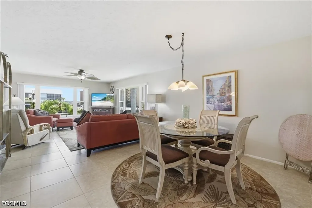 4231 SE 19th Place Cape Coral FL 33904