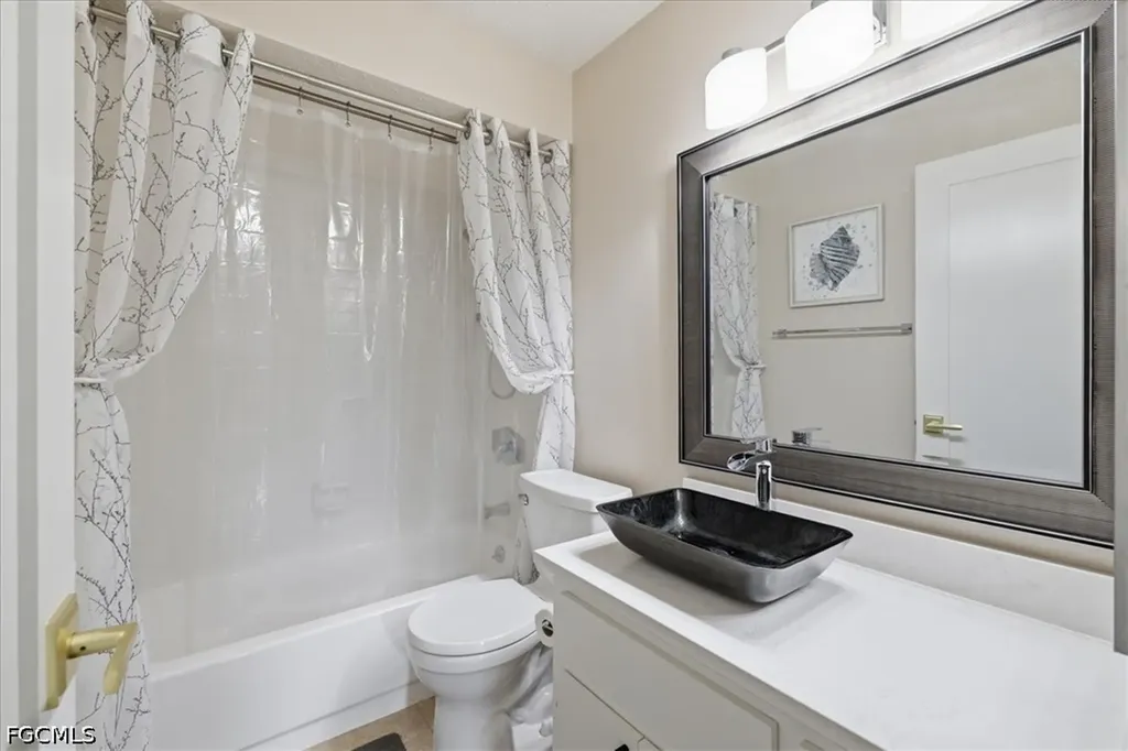 4231 SE 19th Place Cape Coral FL 33904