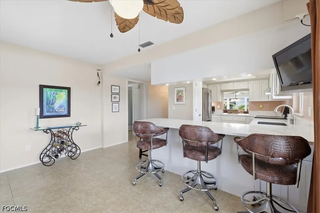 4231 SE 19th Place Cape Coral FL 33904