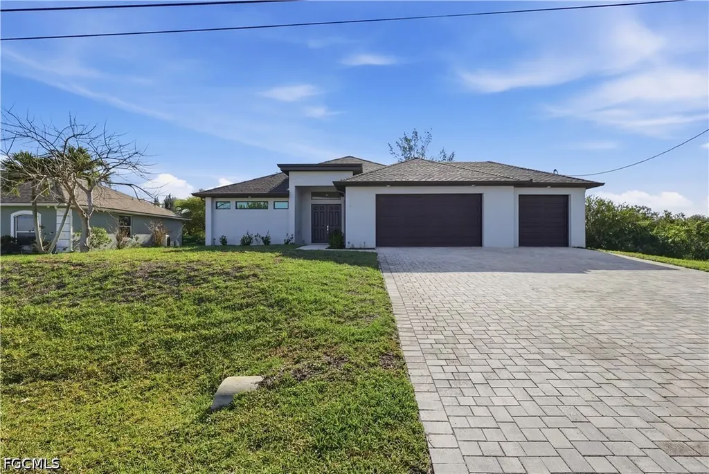 1119 NW 28th Place Cape Coral FL 33993