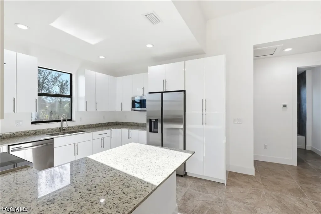 1119 NW 28th Place Cape Coral FL 33993