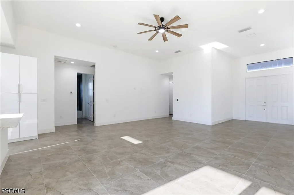 1119 NW 28th Place Cape Coral FL 33993