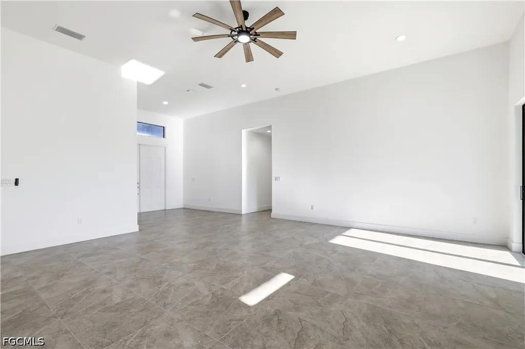 1119 NW 28th Place Cape Coral FL 33993