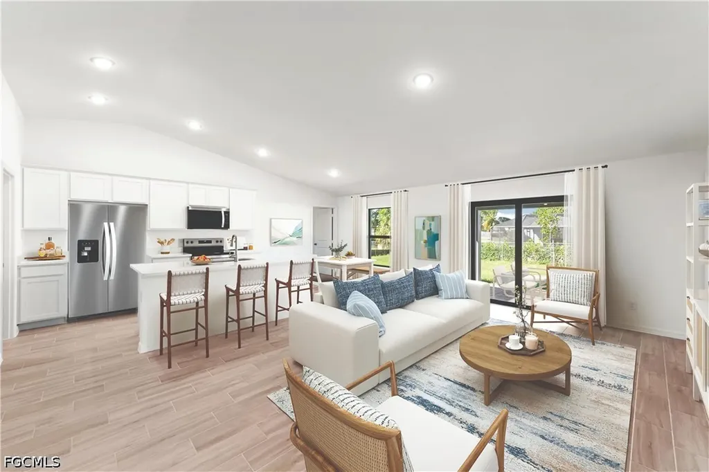 2825 NE 2nd Place Cape Coral FL 33909