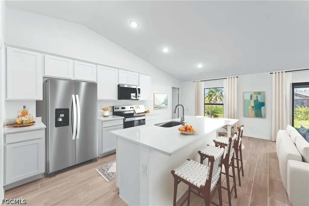 2825 NE 2nd Place Cape Coral FL 33909