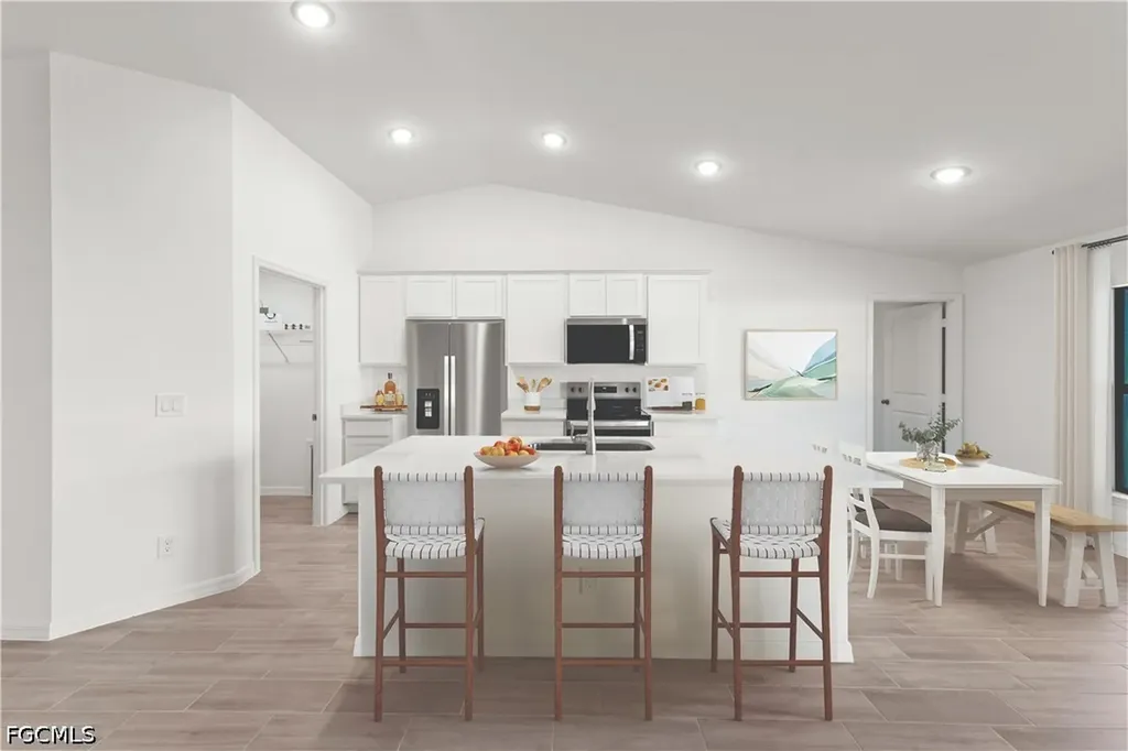 2825 NE 2nd Place Cape Coral FL 33909