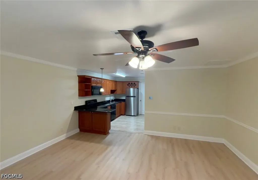 4513 SW 8th Court Cape Coral FL 33914