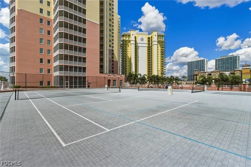 2743 1st Street Fort Myers FL 33916