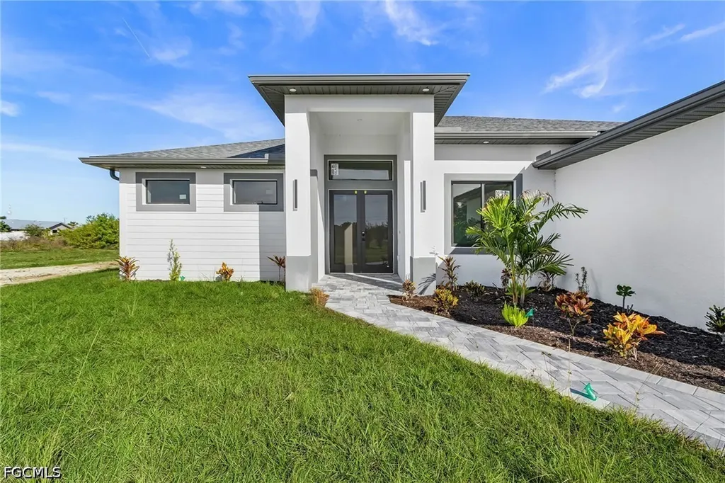 417 SW 23rd Terrace Cape Coral FL 33991