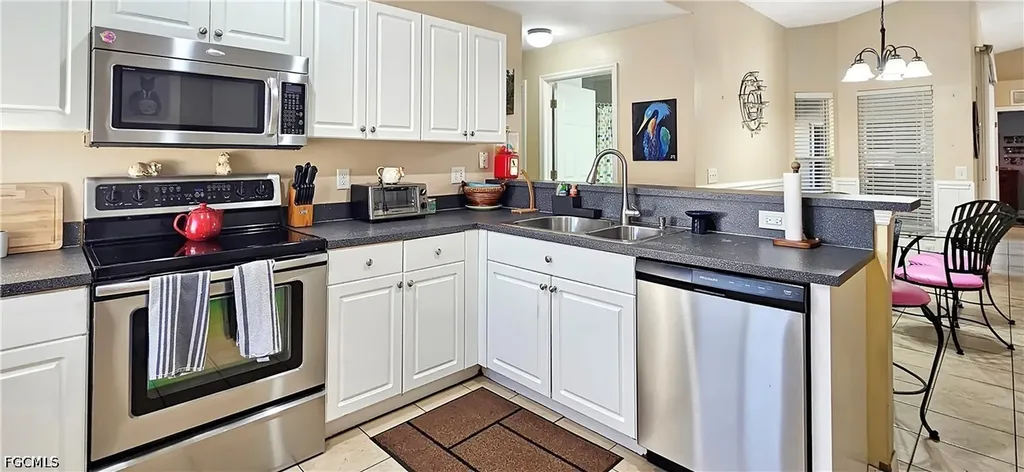 17565 Phlox Drive Fort Myers FL 33967