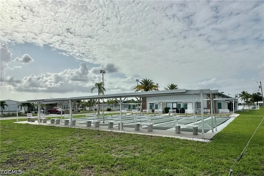 3049 Longview Lane North Fort Myers FL 33917