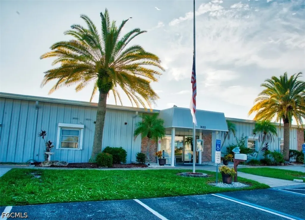 3049 Longview Lane North Fort Myers FL 33917