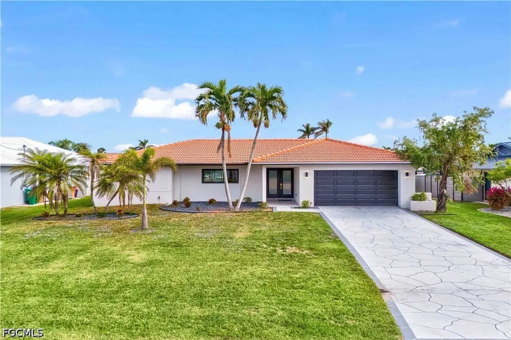 5323 SW 11th Court Cape Coral FL 33914