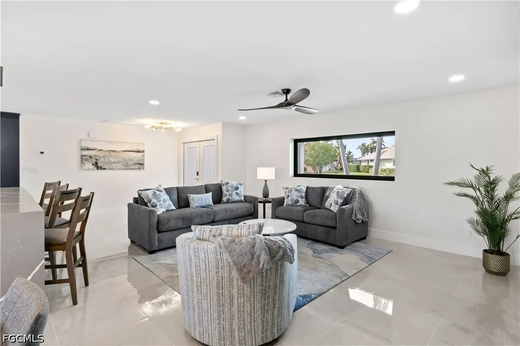 5323 SW 11th Court Cape Coral FL 33914