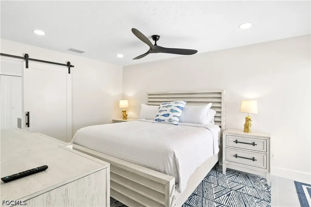 5323 SW 11th Court Cape Coral FL 33914