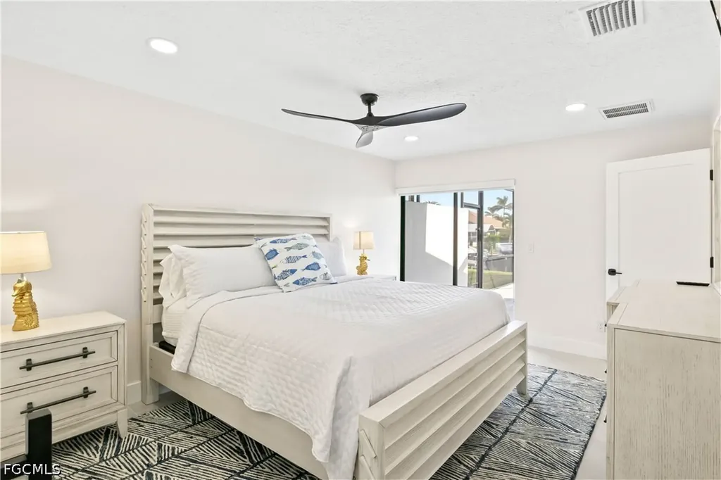 5323 SW 11th Court Cape Coral FL 33914