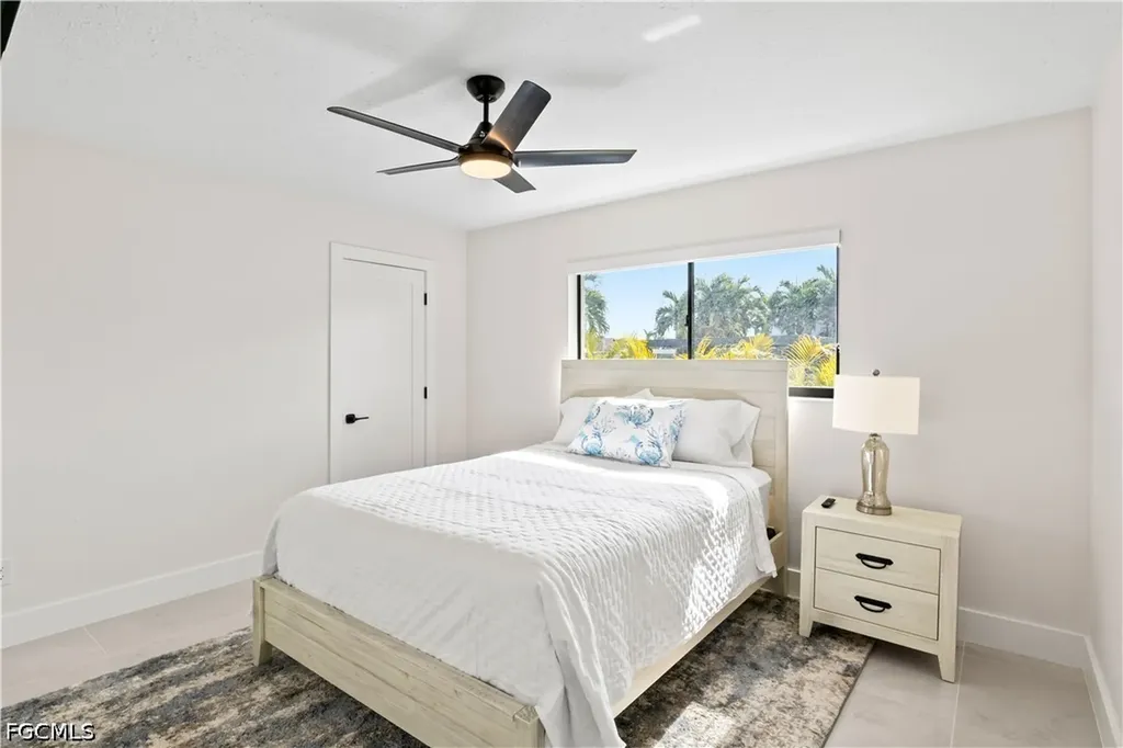 5323 SW 11th Court Cape Coral FL 33914