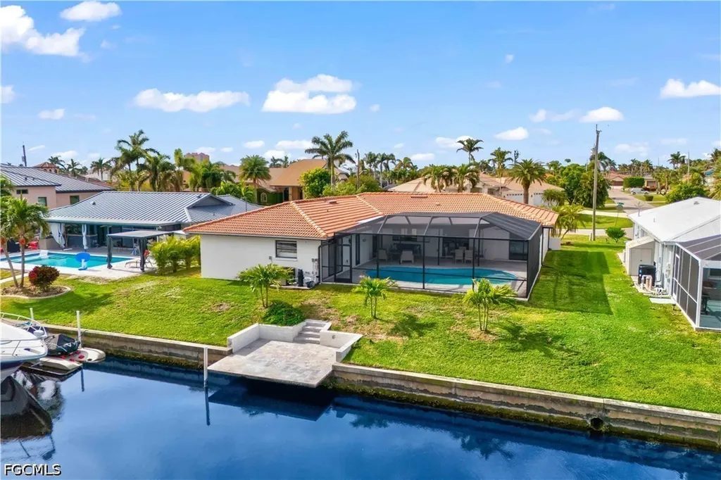 5323 SW 11th Court Cape Coral FL 33914