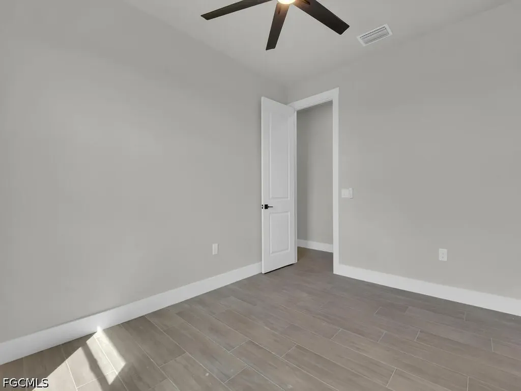 1517 NW 21st Place Cape Coral FL 33993