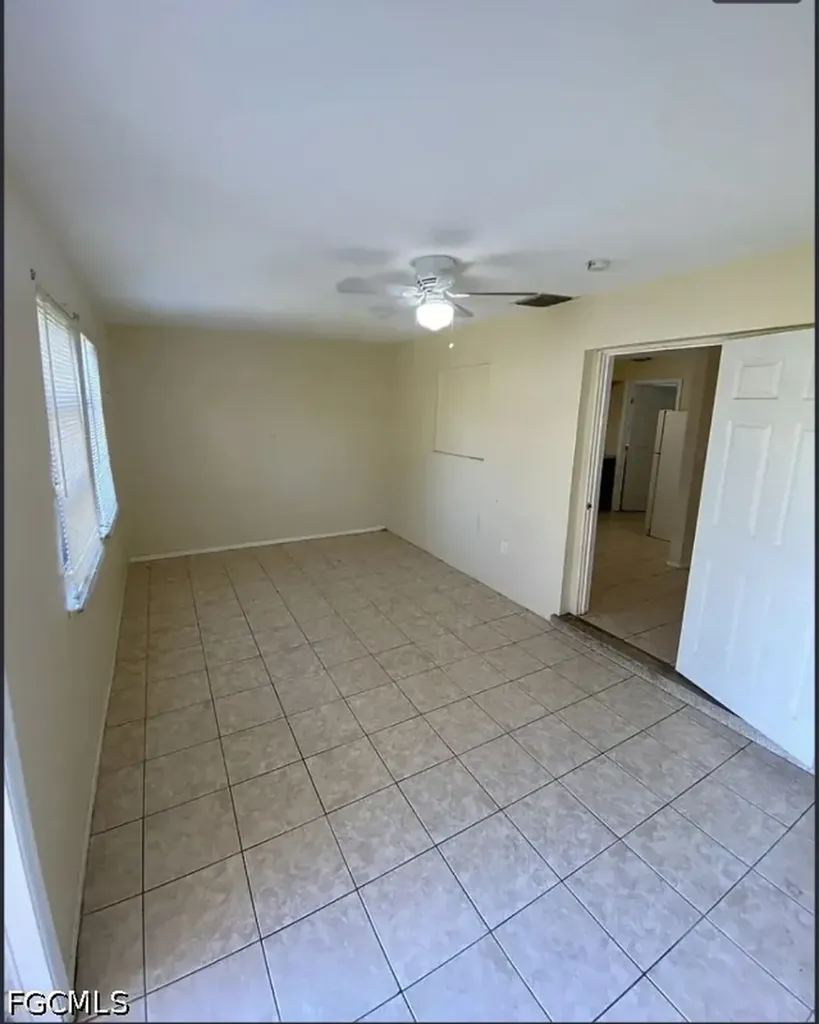2985 Saint Charles Street Fort Myers FL 33916