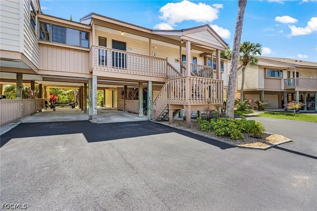 7597 Captains Harbor Drive Bokeelia FL 33922