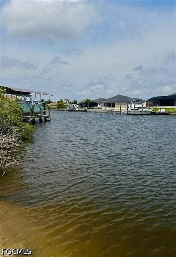1217 NW 41st Place Cape Coral FL 33993
