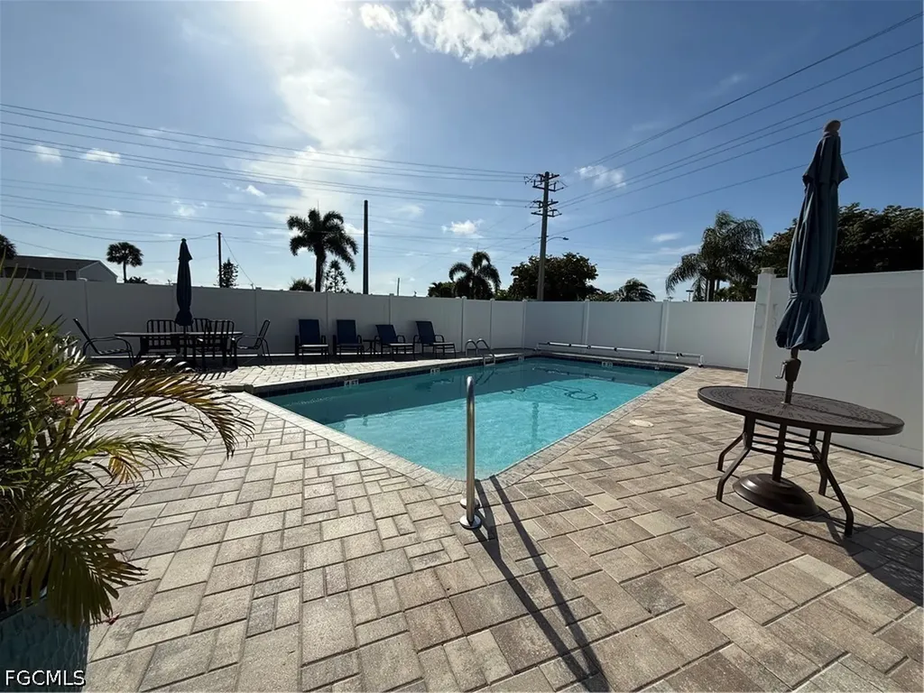 123 SW 47th Terrace Cape Coral FL 33914