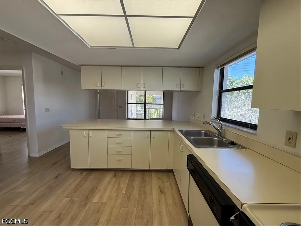 123 SW 47th Terrace Cape Coral FL 33914