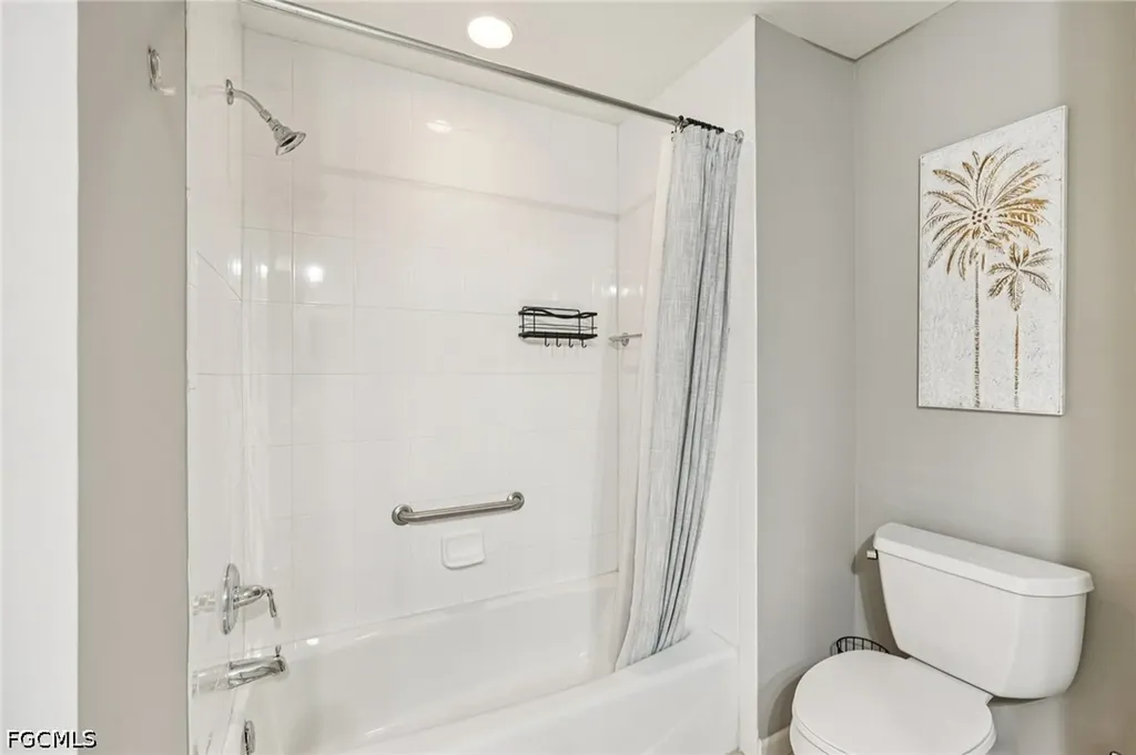 5781 Cape Harbour Drive Cape Coral FL 33914