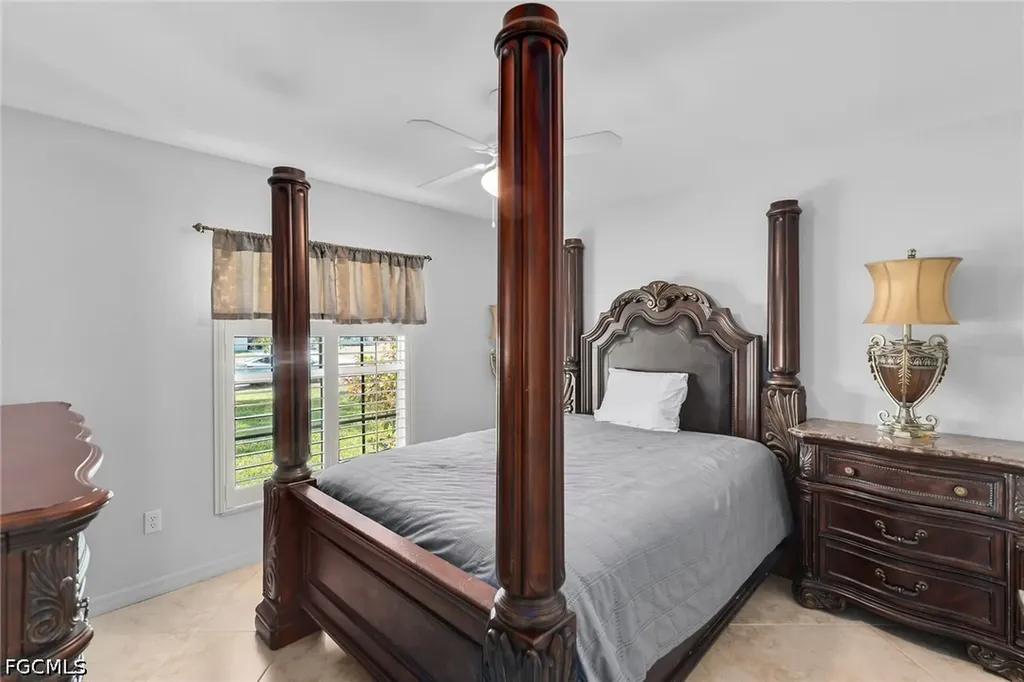 2009 SW 36th Terrace Cape Coral FL 33914