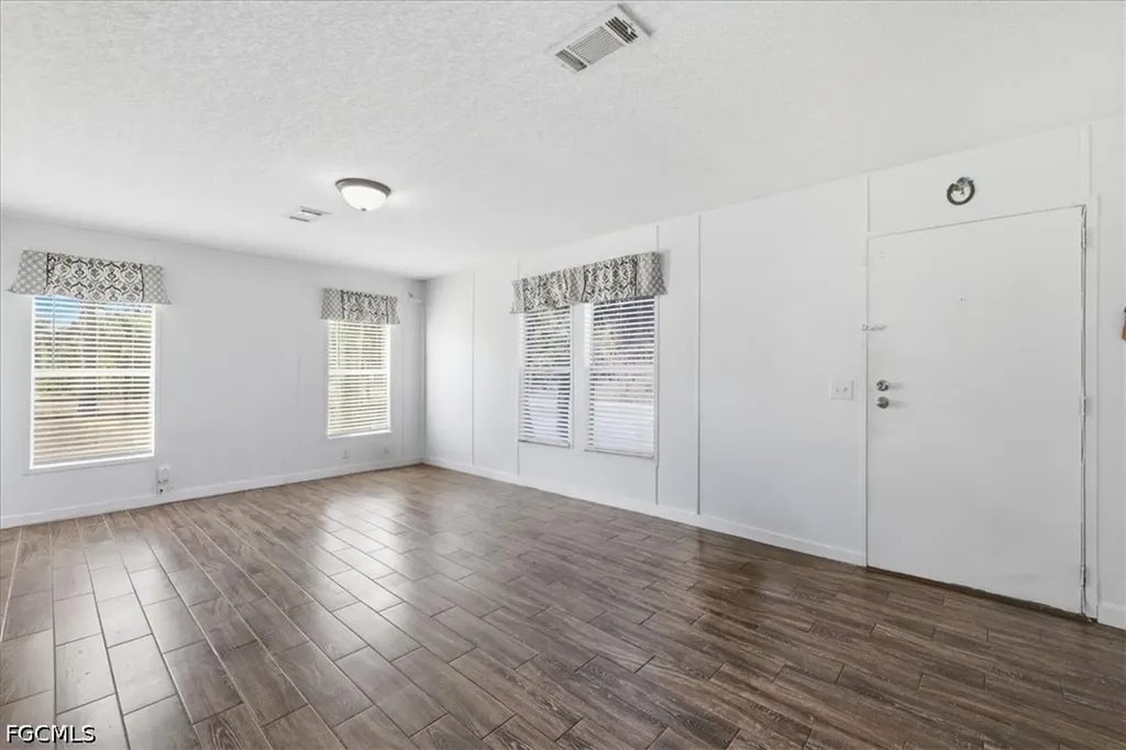 415 S Kennel Street Clewiston FL 33440