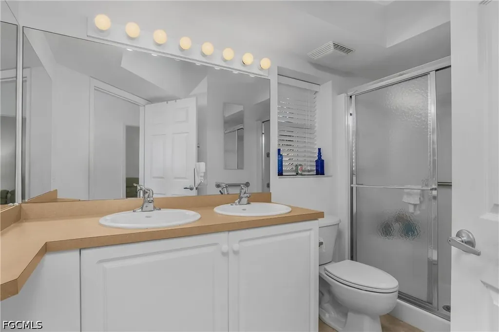 26800 Rosewood Pointe Lane Bonita Springs FL 34135