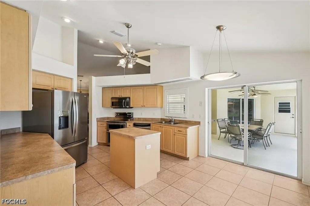 4007 11th Street W Lehigh Acres FL 33971