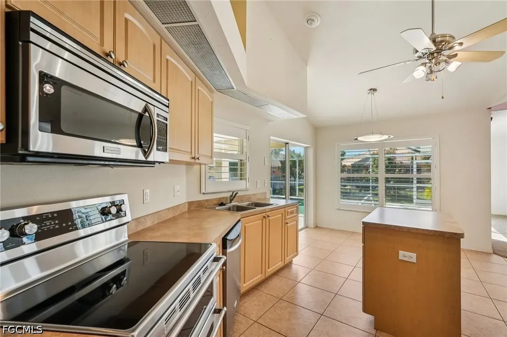 4007 11th Street W Lehigh Acres FL 33971