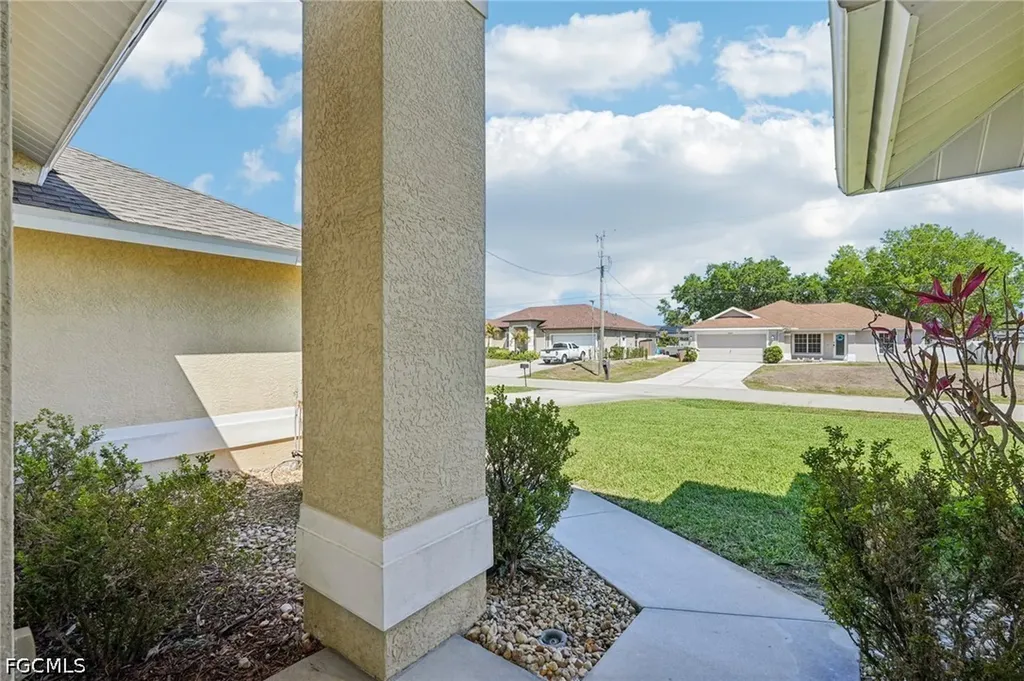 4007 11th Street W Lehigh Acres FL 33971
