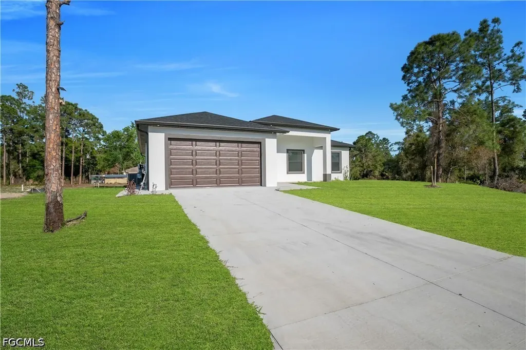 1216 Clayton Avenue Lehigh Acres FL 33972