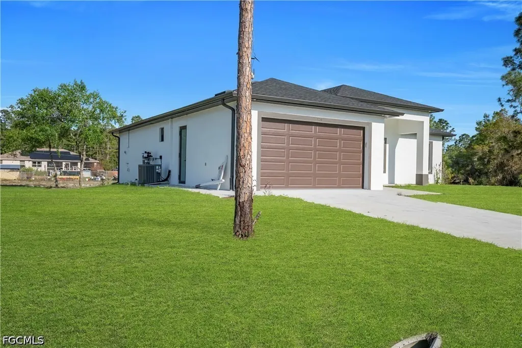 1216 Clayton Avenue Lehigh Acres FL 33972